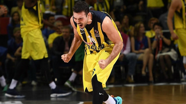 Sloukas, Bogdanovic’e Meydan Okudu