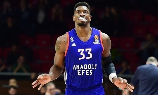 Spurs'ün Yeni Transferi Anadolu Efes'i Unutmadı