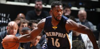 Toney Douglas Anadolu Efes’te Anadolu Efes