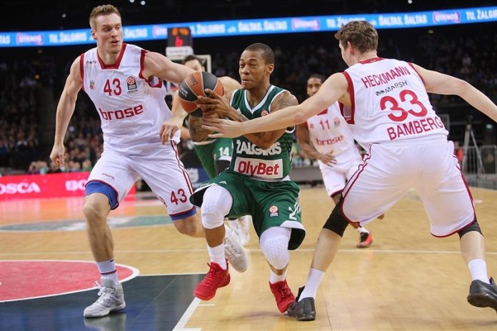 Trinchieri'nün gücü Jasikevicius'a yetmedi Turkish Airlines EuroLeague