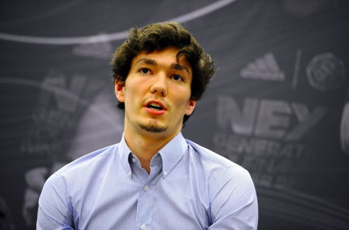 Cedi Osman: "LeBron ilk günden beri bana destek oluyor" NBA