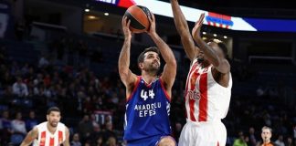 Efes Hücumuyla Kazandı THY EuroLeague