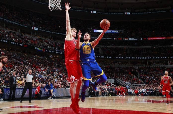 Thompson – Curry İş Birliği Galibiyeti Getirdi Golden State Warriors v Chicago Bulls