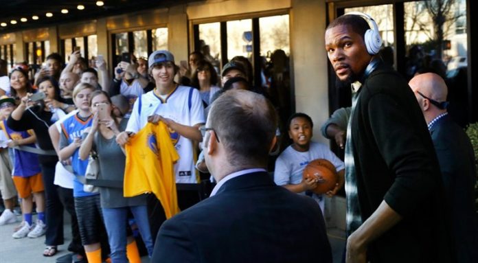 Kevin Durant'in Dizisi Çıkıyor NBA