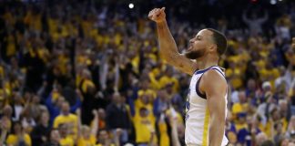 Curry coştu Warriors farka koştu NBA Playoffs