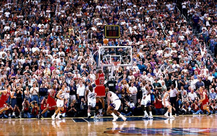 michael-jordanin-bulls-formasiyla-attigi-son-sut-the-shot Michael Jordan'ın Bulls Formasıyla Attığı Son Şut: The Shot!