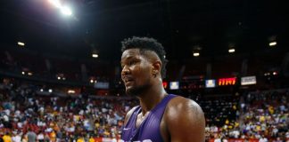 Deandre Ayton Cezasını Tamamladı