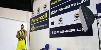 Sloukas: Avrupa’nın En Büyük Kulübündeyim ve Bu Kulübün Tarihinin Bir Parçasıyım Sloukas: Bu Kulübün Tarihinin Bir Parçasıyım