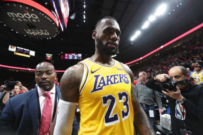 Lakers Sezona Mağlubiyet ile Başladı Lakers vs Portland