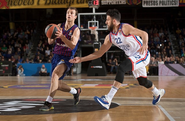 Anadolu Efes v Barcelona Serisi