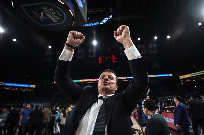 Euroleague'in Ergin Ataman İçin Hazırladığı Özel Video ve Özel Röportajlar Anadolu Efes