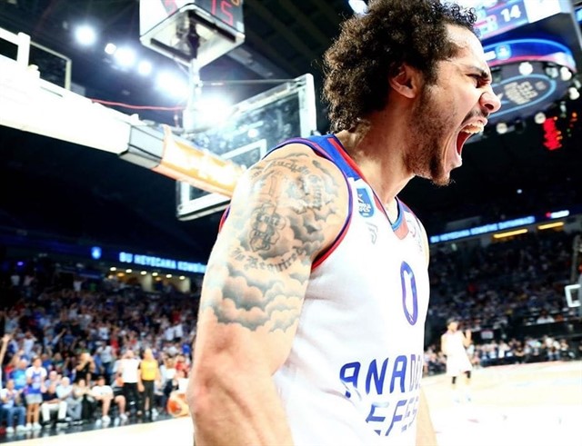 Şampiyon Anadolu Efes!