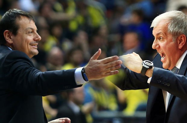 Anadolu Efes ve Fenerbahçe Şampiyonluk İçin Sahada