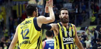 Fenerbahçe Yıldız Oyuncusuyla Sözleşme Uzatıyor Fenerbahçe Yıldız Oyuncusuyla Sözleşme Uzatıyor