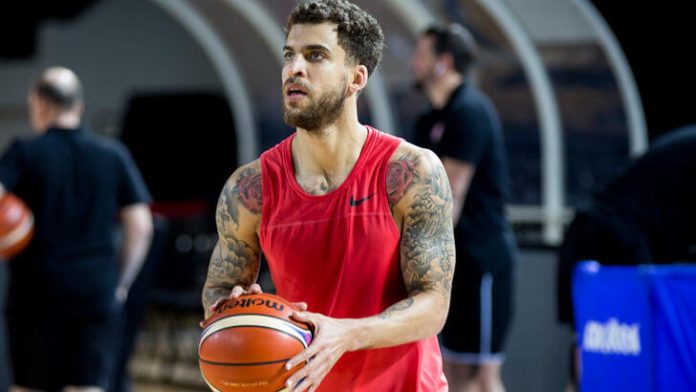 Ufuk Sarıca Wilbekin'in Sakatlığı Hakkında Konuştu Ufuk Sarıca Wilbekin'in Sakatlığı Hakkında Konuştu