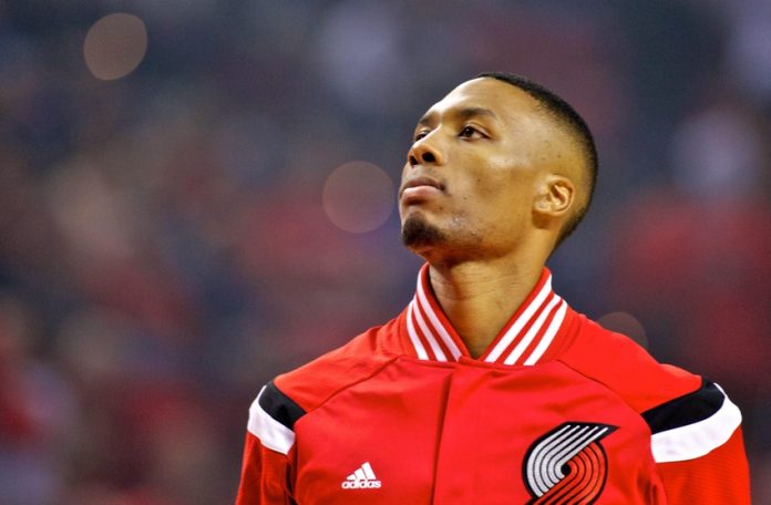 Damian Lillard Ligin En İyi Oyuncusunu Açıkladı Damian Lillard Ligin En İyi Oyuncusunu Açıkladı