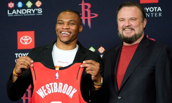 Rockets Genel Menajeri; "Westbrook Aldığım En Büyük Risk"