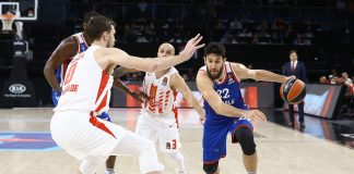 Anadolu Efes, Kızılyıldız Karşısında Rahat Kazandı
