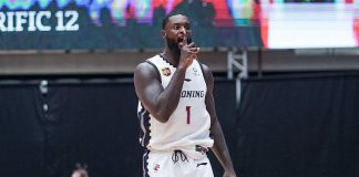 Çin Tribünlerinden Lance Stephenson’a El Hareketi!