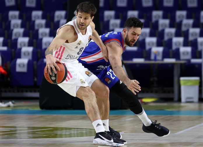 5-dakikada-kayip-gitti-real-madrid-anadolu-efes-mac-incelemesi 5-dakikada-kayip-gitti-real-madrid-anadolu-efes-mac-incelemesi