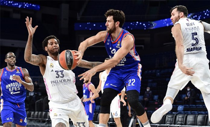 anadolu-efes-real-madrid-serisindeki-kritik-noktalar