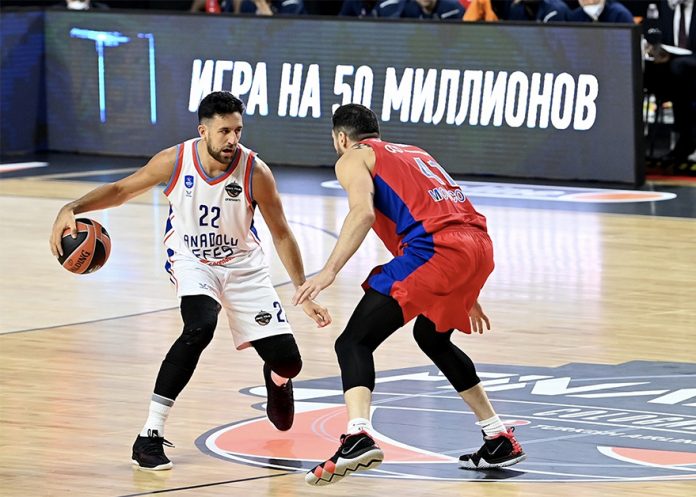anadolu-efes-bir-kez-daha-euroleague-finalinde