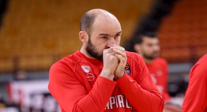 Buradan Bir Efsane Geçti Vasilis Spanoulis