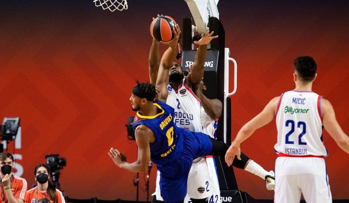 Anadolu Efes'te Son Durum Yabancı Uzun Takviyesi