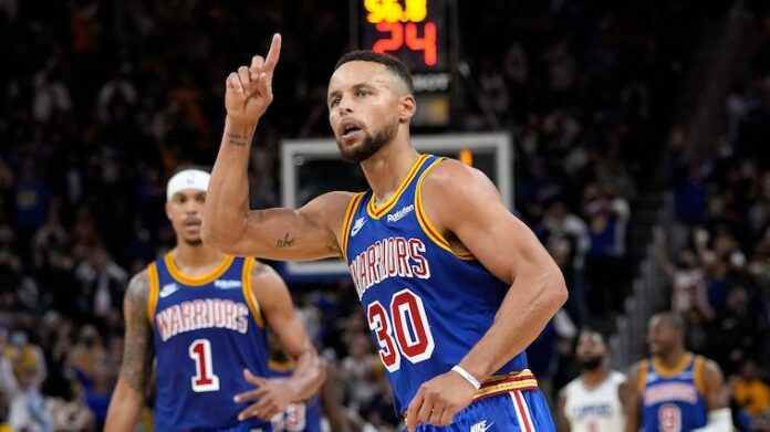 Golden-State-ve-Curry-icin-Yil-Sanki-2016