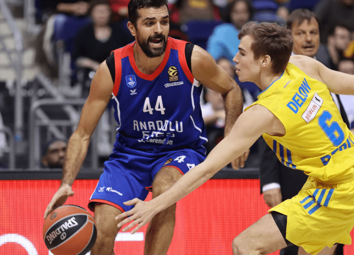 vasilije-micic-parladi-anadolu-efes-farkli-kazandi