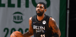 Denize Düşen Brooklyn Kyrie’ye Sarılıyor