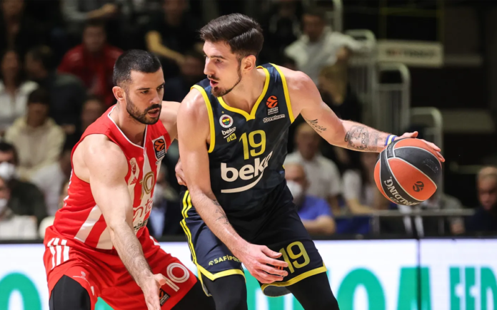 fenerbahce-beko-kritik-macta-maglup-kizilyildiz-fenerbahce-beko