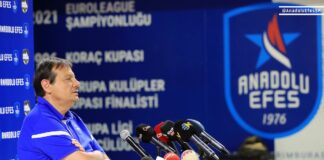 Ergin Ataman: “Final Four’da Yumruklarımı Bir Kez Daha Göreceksiniz.”