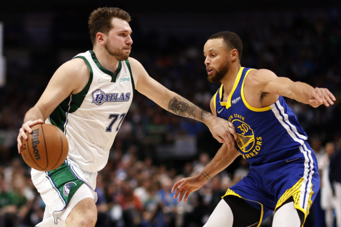 golden-state-warriors-dallas-mavericks-serisine-on-bakis