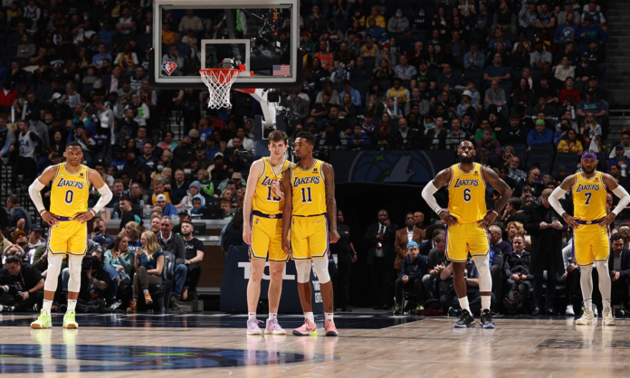 lakers-icin-tarihi-offseason-ufukta-bekleyen-tehlike-ne