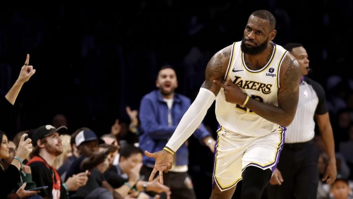 lakers-son-saniyede-rocketsi-devirdi