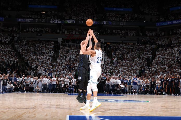 2153904846.0 Luka Doncic'ten Sevgilerle