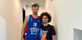 Doğuş Özdemiroğlu: “Keşke Papagiannis Fenerbahçe Beko’da Kalsaydı.” (Özel) Doğuş Özdemiroğlu: "Keşke Papagiannis Fenerbahçe Beko'da Kalsaydı."
