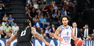 Anadolu Efes Finale Bir Adım Uzaklıkta