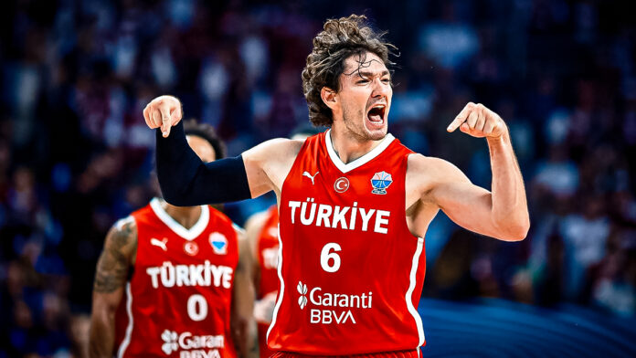 12-dev-adamdan-govde-gosterisi-turkiye-93-73-letonya 12 Dev Adam’dan Gövde Gösterisi | Türkiye 93-73 Letonya