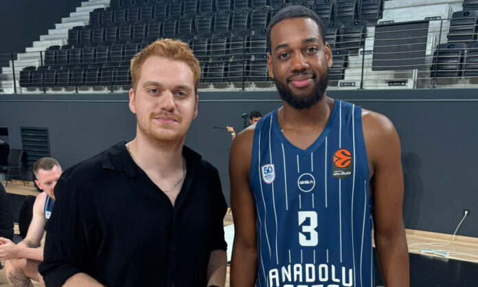 jordan-loyd-anadolu-efes-benim-icin-harika-bir-firsat Jordan Loyd: "Anadolu Efes Benim İçin Harika Bir Fırsat."