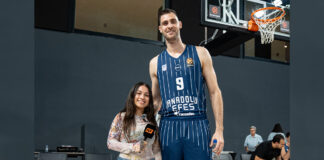 Papagiannis: “Anadolu Efes’in Projesini Beğendim.” Papagiannis: "Anadolu Efes'in Projesini Beğendim."