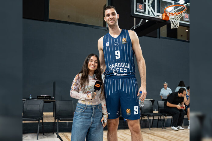 papagiannis-anadolu-efesin-projesini-begendim Papagiannis: "Anadolu Efes'in Projesini Beğendim."