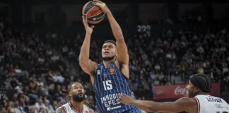 Anadolu Efes–Milano: FIRSATLAR, GERİ DÖNÜŞLER VE BURUK FİNAL! 93-97