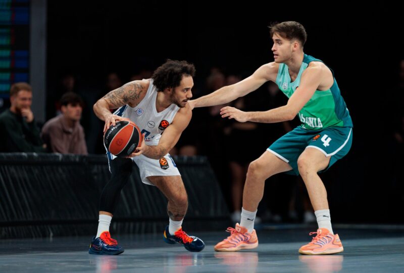 ANADOLU EFES: BİR REKORUN ARDINDA KALAN MAĞLUBİYET! 86-75