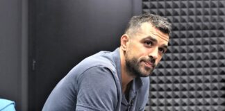 Krunoslav Simon: ”Efes Durumu Toparlayabilir.” (Özel Röportaj) Krunoslav Simon: ''Efes Durumu Toparlayabilir.'' (Özel Röportaj)