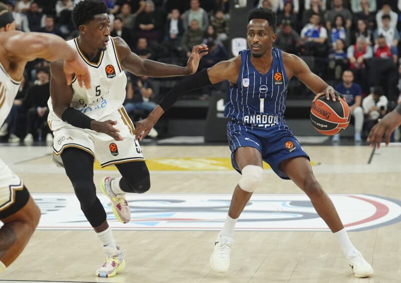 Anadolu Efes'in Ellerinden Kaçan Maç