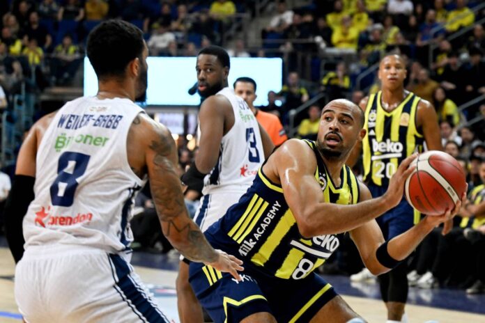 uzatmaya-yazilan-derbi Uzatmaya Yazılan Derbi! Fenerbahçe Beko 97-94 Anadolu Efes