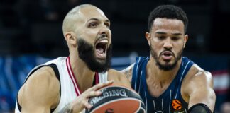 Anadolu Efes Yine Kayıp: 68-74 Anadolu Efes Yine Kayıp: 68-74