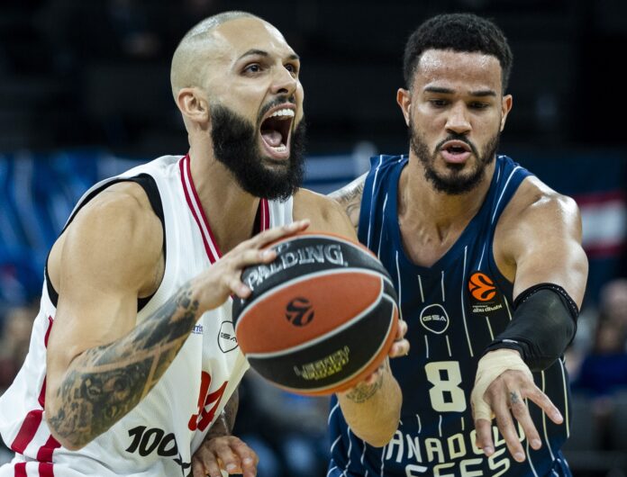 Anadolu Efes Yine Kayıp: 68-74